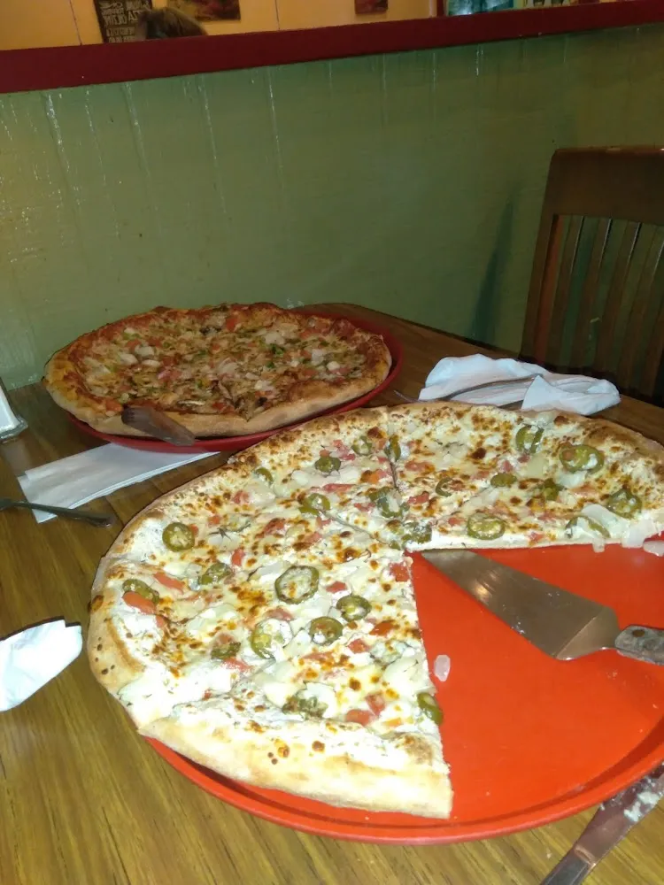 Vesuvio Pizza with White Sauce and Ricotta Cheese and Jalapeno Peppers Sooo Delish